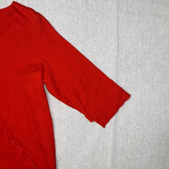 Soft Surroundings | Siesta Key Tunic in Fiery Red | Large - Picture 4 of 8